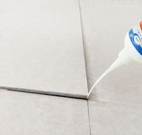 定结瓷砖空鼓维修公司分享卫生间瓷砖脱落的原因可能有以下几点